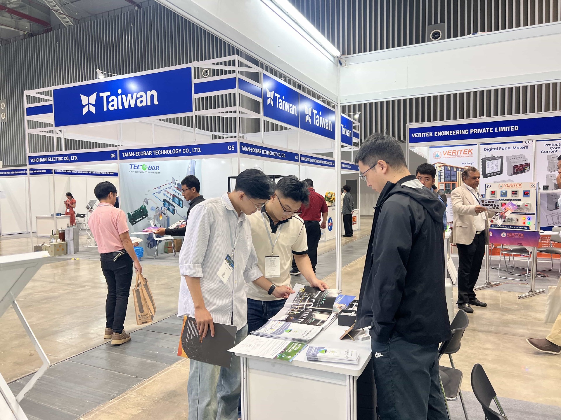 东南亚生物质能源解决方案、清洁能源转型生物质、可持续生物质能技术
.jpg